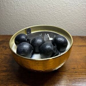 Bella lux Halloween Skull candle